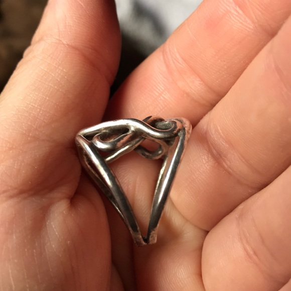 Silver ring - Picture 4 of 5